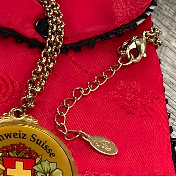 Vintage Schweiz Suisse Switzerland Necklace - Picture 3 of 12